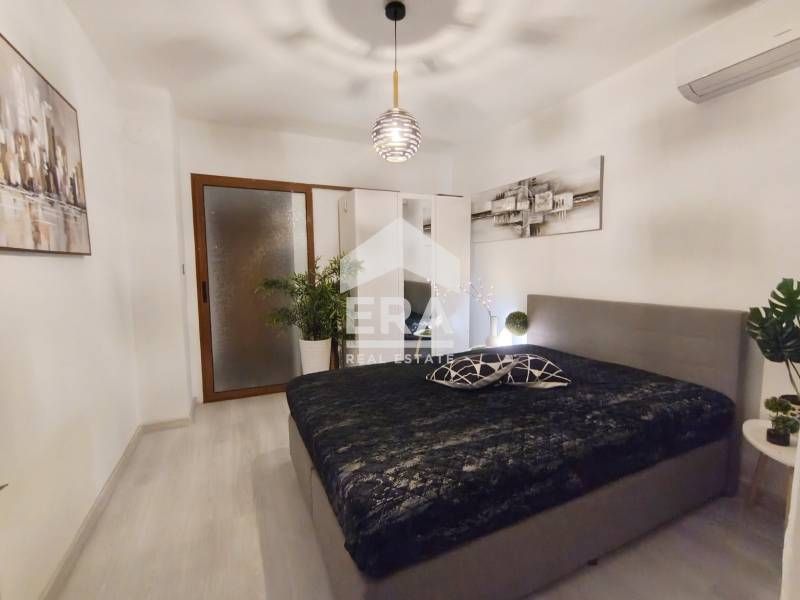 Тристаен обзаведен апартамент след основен ремонт в жк Чайка гр. Варна