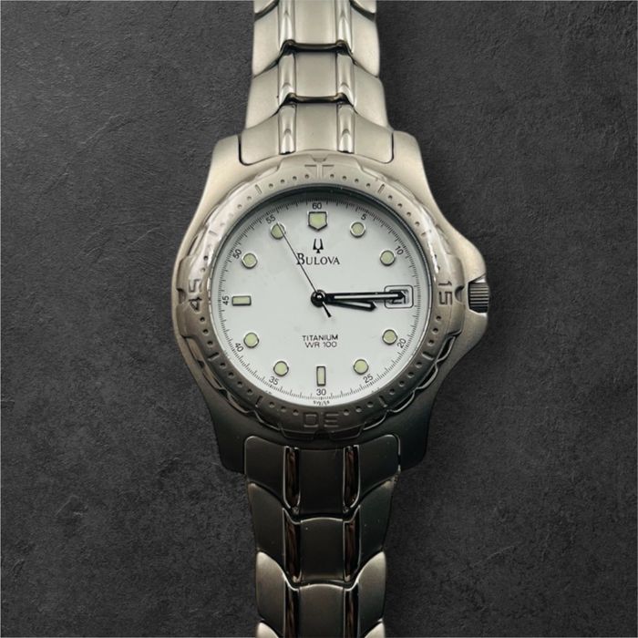Bulova Titanium WR 100 мъжки часовник