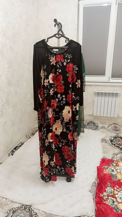 Куйлаклар 30минг сумдан донаси янгидай турибди размер 52