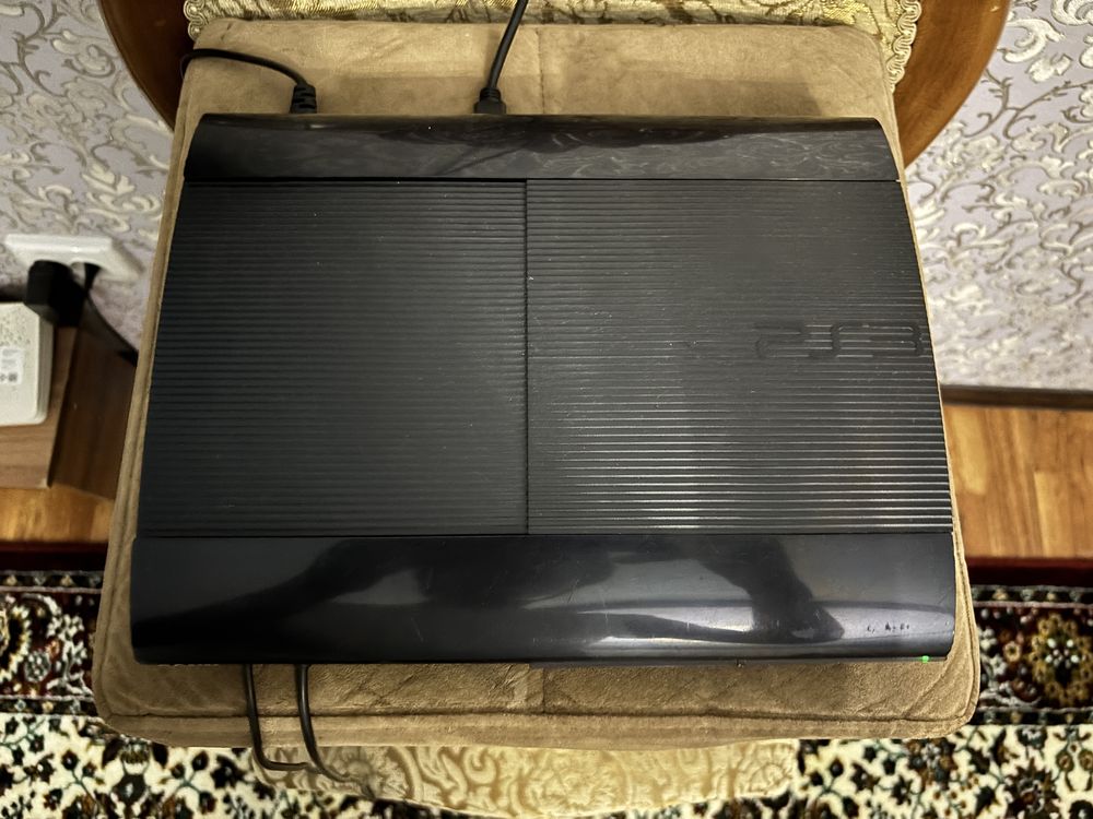 Playstation 3  super slim 500 gb продаю PS3 sotiladi