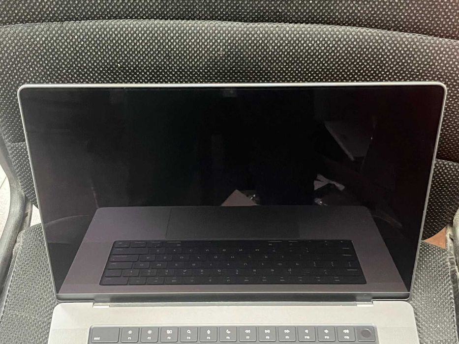 16,2" M1 MacBook Pro A2485 (2021 г.) Space Gray — миниатюра 4