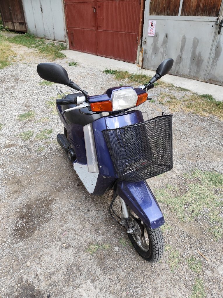 Скутер HONDA tact 50