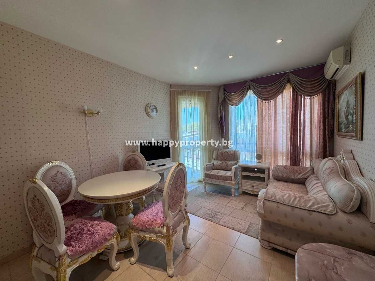 Продава се Тристаен апартамент в к.к. Елените - 83 кв.м за 1132 €/кв.м - Снимка #1