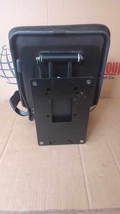 Scaun universal cu reglaj si amortizor pentru tractor