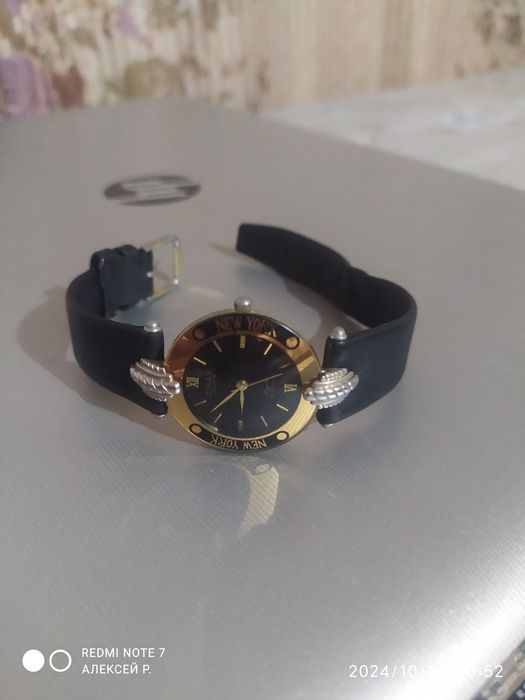 часы наручные omax