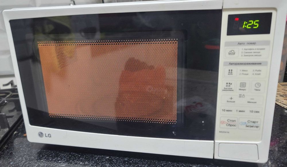 Новая корейская использвал 1,2раз состояние видно на фото