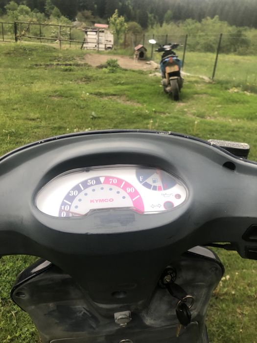 Vănd scuter kymco zx