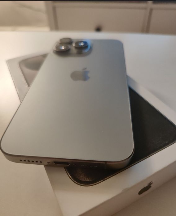 IPhone 15 Pro  86% 128 SIM