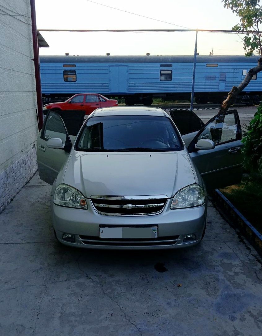Chevrolet Lacetti 1.8 автомат