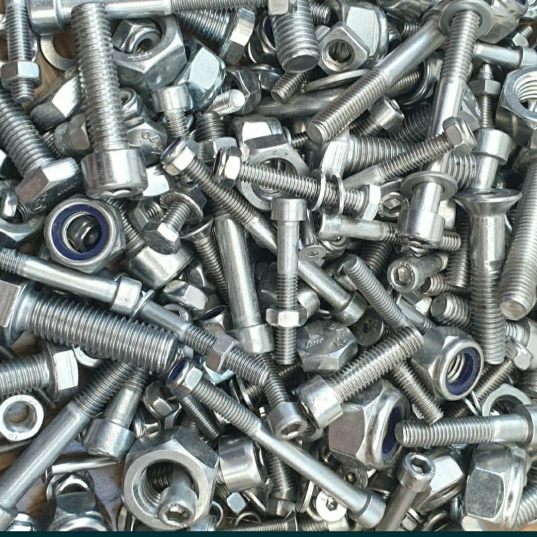Suruburi piulițe inox
