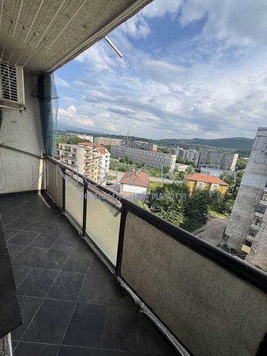 Продава се Двустаен апартамент в Перник, Димова махала - 60 кв.м за 638 €/кв.м - Снимка #2