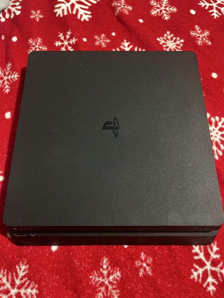 Playstation 4 slim 1T + три игри + слушалки playstation + контролер
