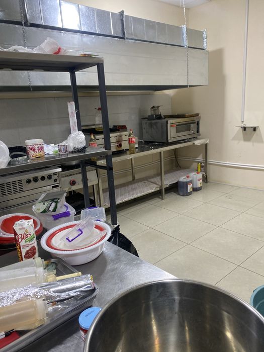 Mebel posuda bar kuhine nabor