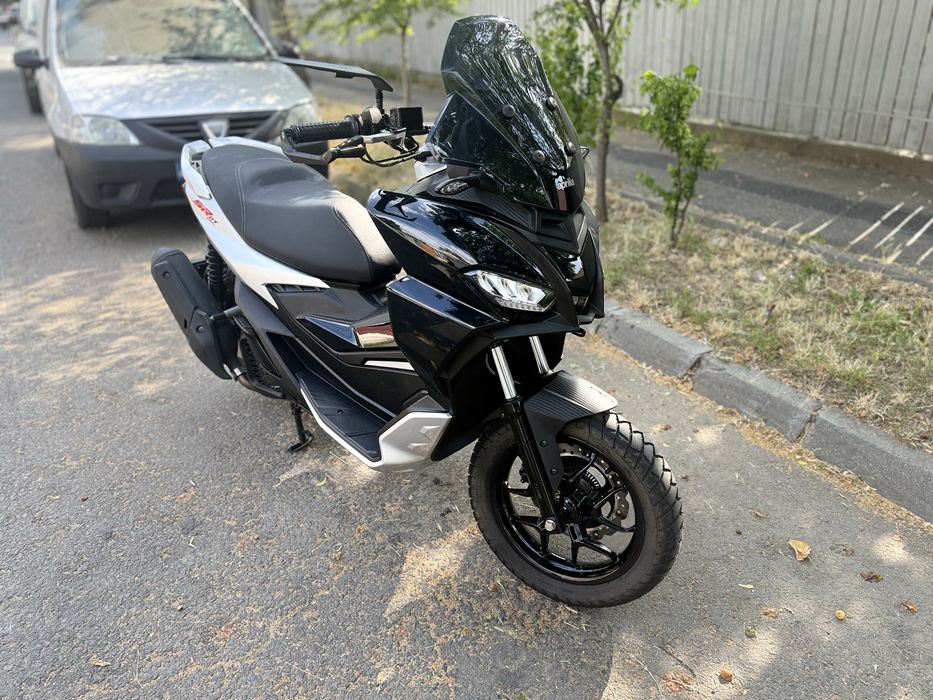 Aprilia SR GT Street Grey 200