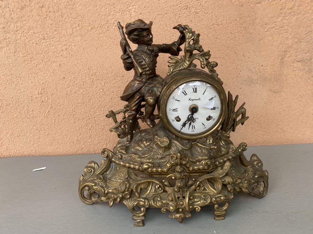 Френски бароков часовник  1850 г regnault  a paris
