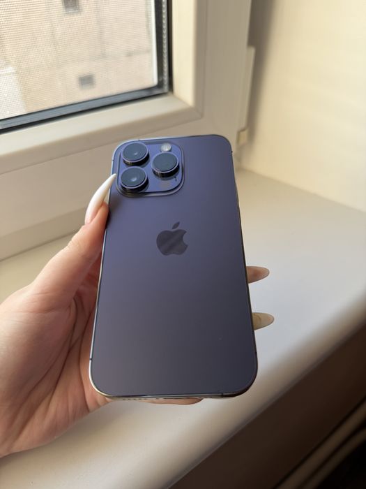 iPhone 14 Pro • 256 ГБ • Фиолетовый (Deep Purple) 79 акб