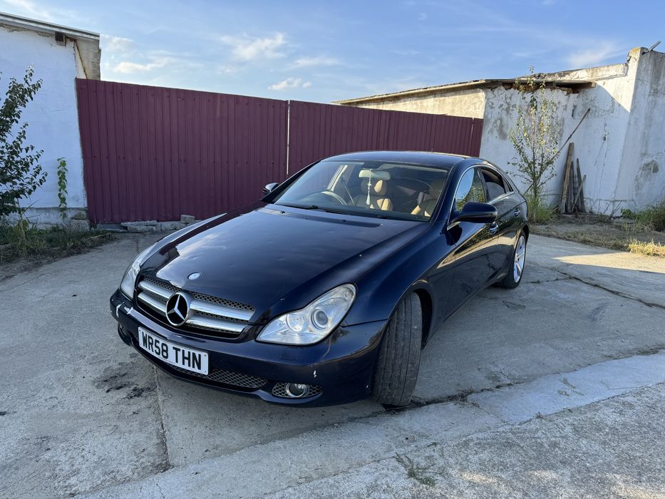 Dezmembrez Mercedes Cls 350 faceflit