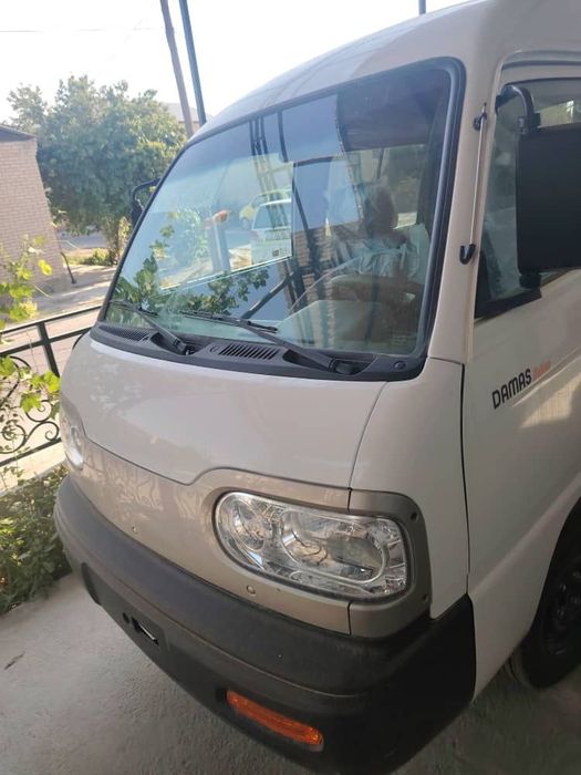 Damas 2025 yil.         V