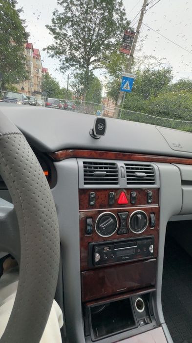 Vand Mercedes Benz w210 2001 facelift gpl automatic