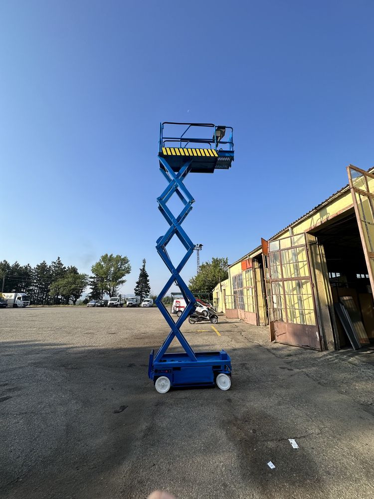 Ножични вишки Genie GS2032
 UpRight MX19