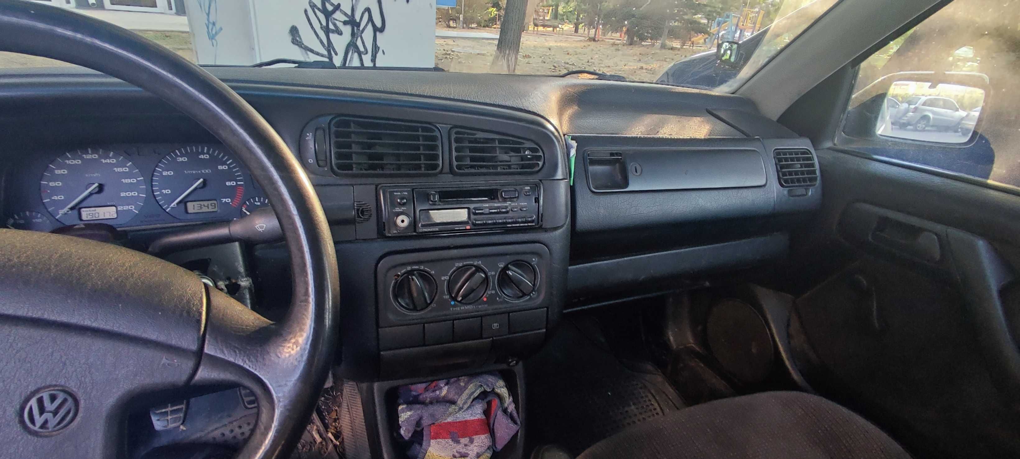 Продавам VW Vento