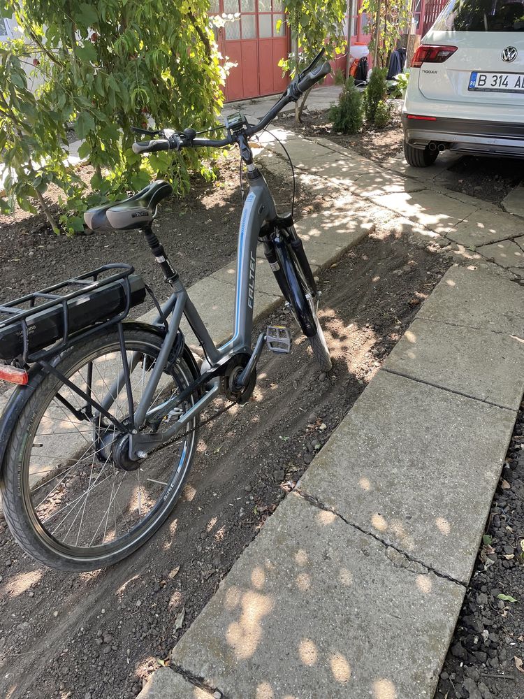 Vand bicicleta electrica asistata