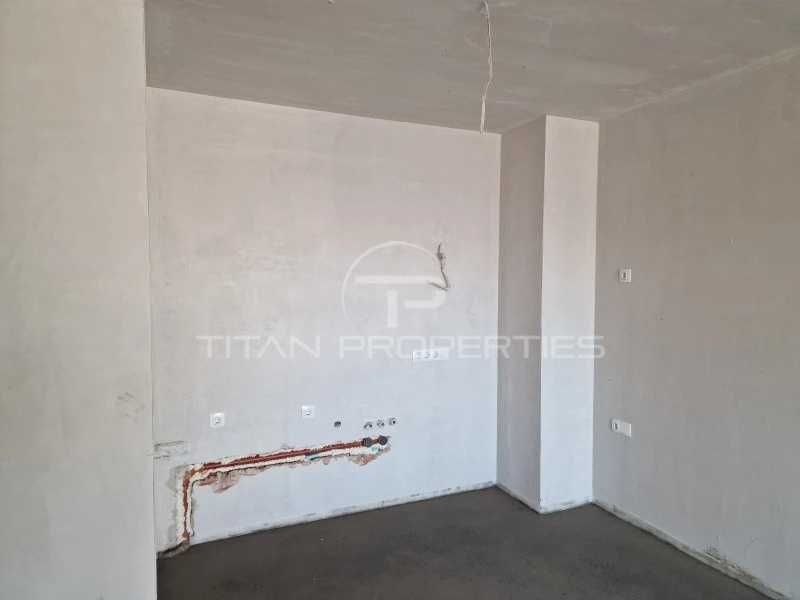 Продава се Тристаен апартамент в Пловдив, Кършияка - 103 кв.м за 1292 €/кв.м - Снимка #1