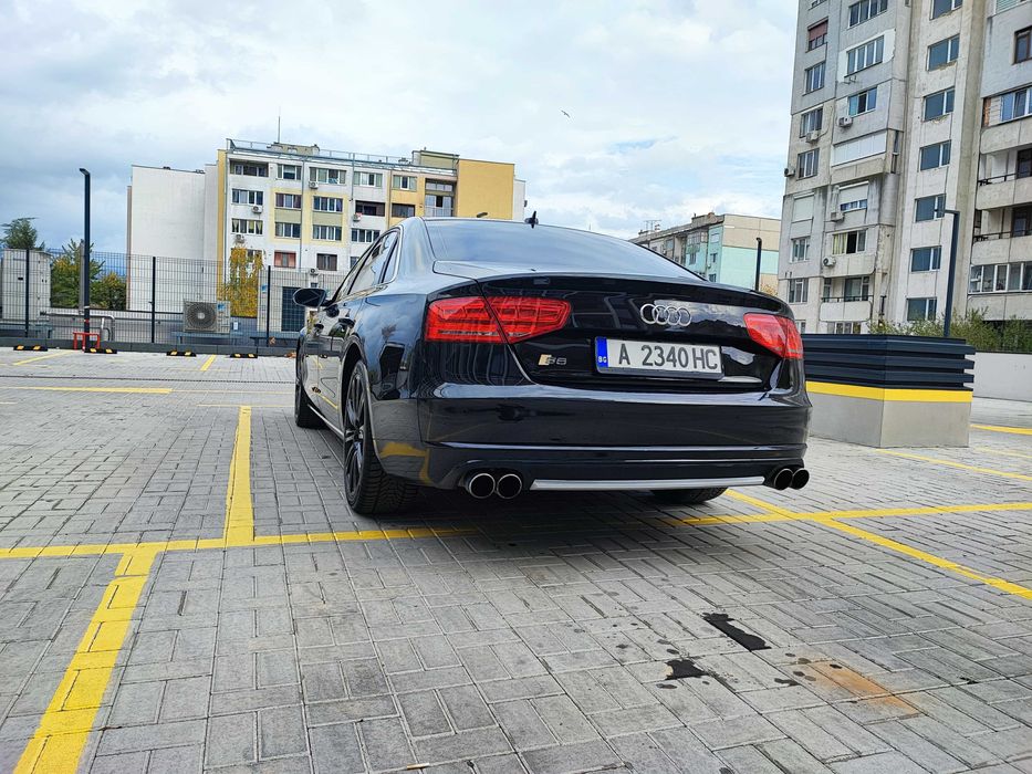 Audi A8 Long S8 Panorama