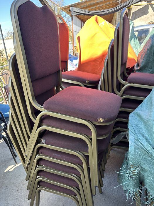 Стулья продаются