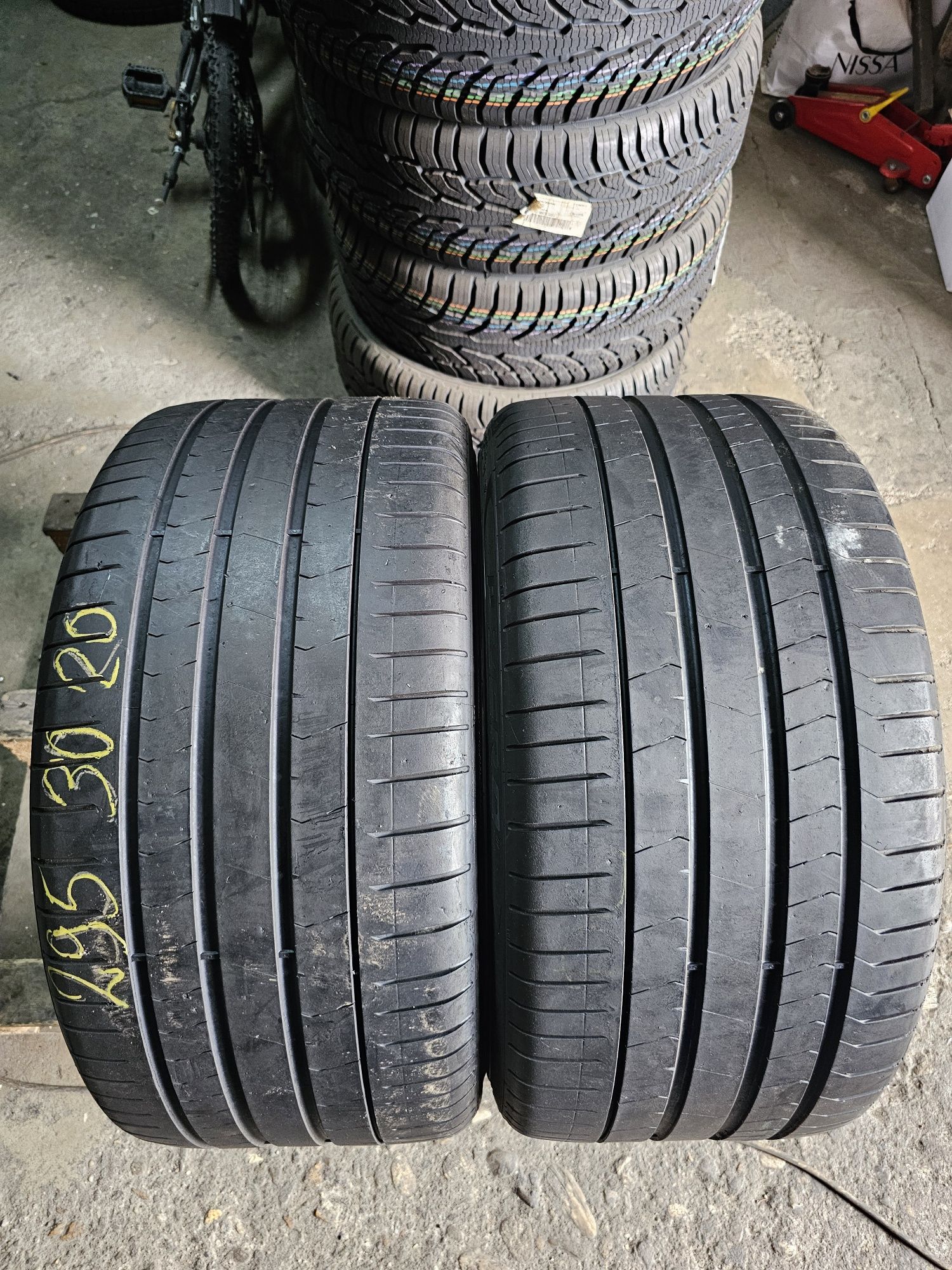2 anvelope vara 295 30 20 Pirelli Pzero