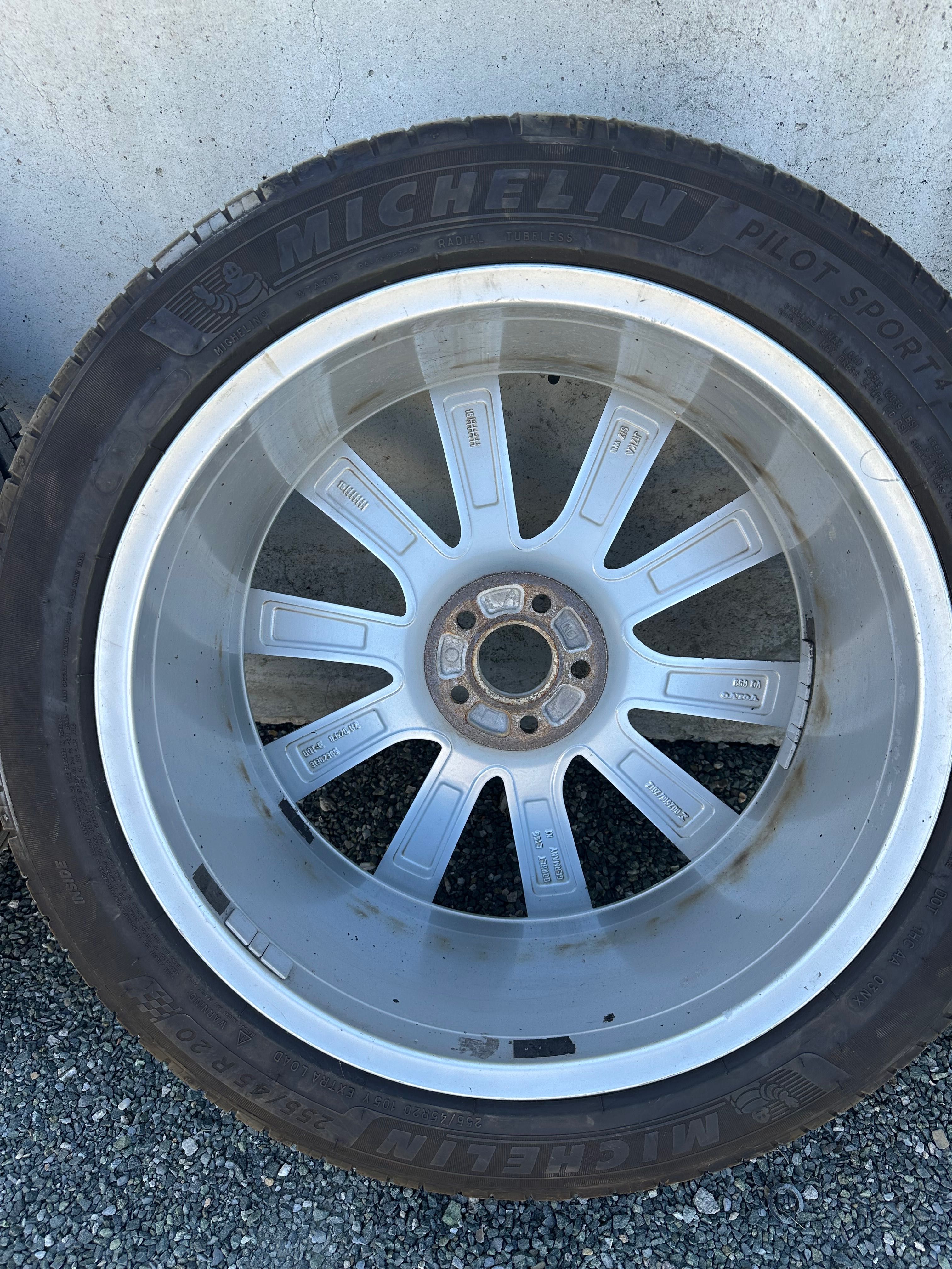 Джанти за Волво (Volvo) 255/45 R 20 8Jx20 H2 ET 55