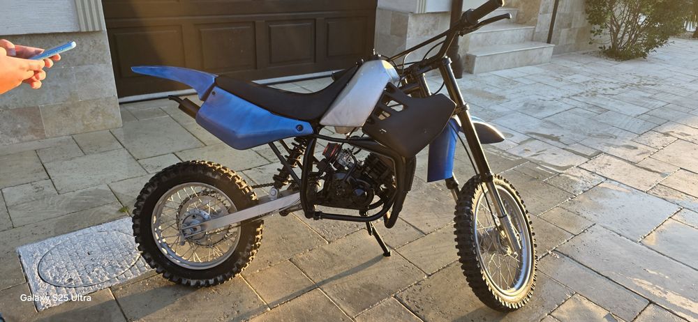 Moto Cross 50 cm³ inalt