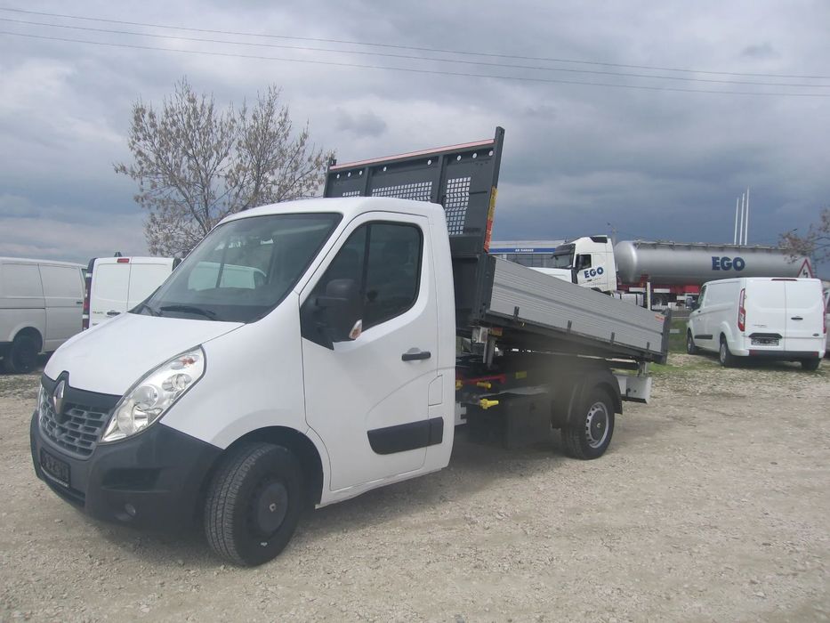 Renault MASTER , 3 LOC. BASCULABILA 3  PARTI , CLIMA . NAVIGATIE . Master , 3 Loc. BASCULARE PE TREI PARTI , Clima , Euro VI .