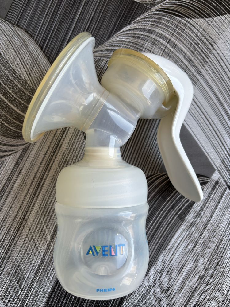 Помпа за кърма с шише Philips Avent