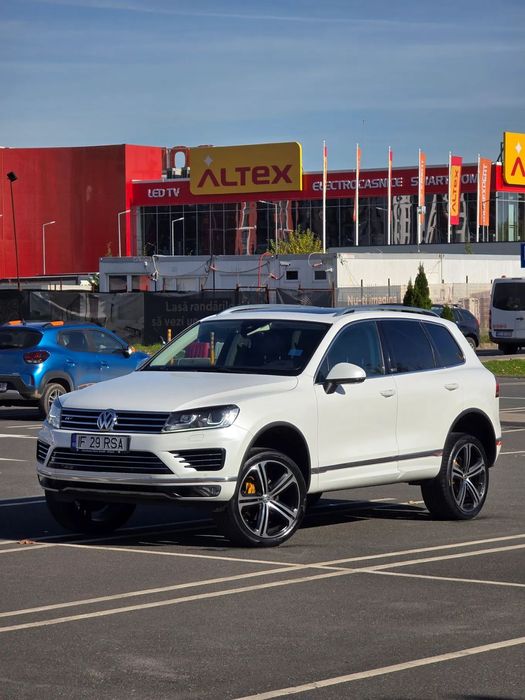 Volkswagen Touareg Volkswagen Touareg Superb R-line , Executive foarte rar.