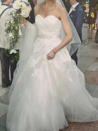 Сватбена рокля на Pronovias, модел Toscana