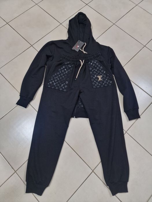 Trening Dama nou cu eticheta ,marimea M /XL