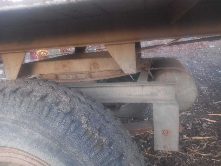 Remorca 7 tone are și roata a 5-a