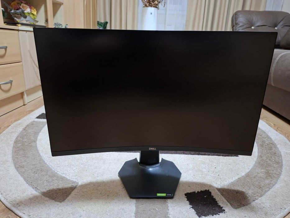 Vand PC Gaming Lenovo+Monitor de la DELL curbat gaming de 144 Hz