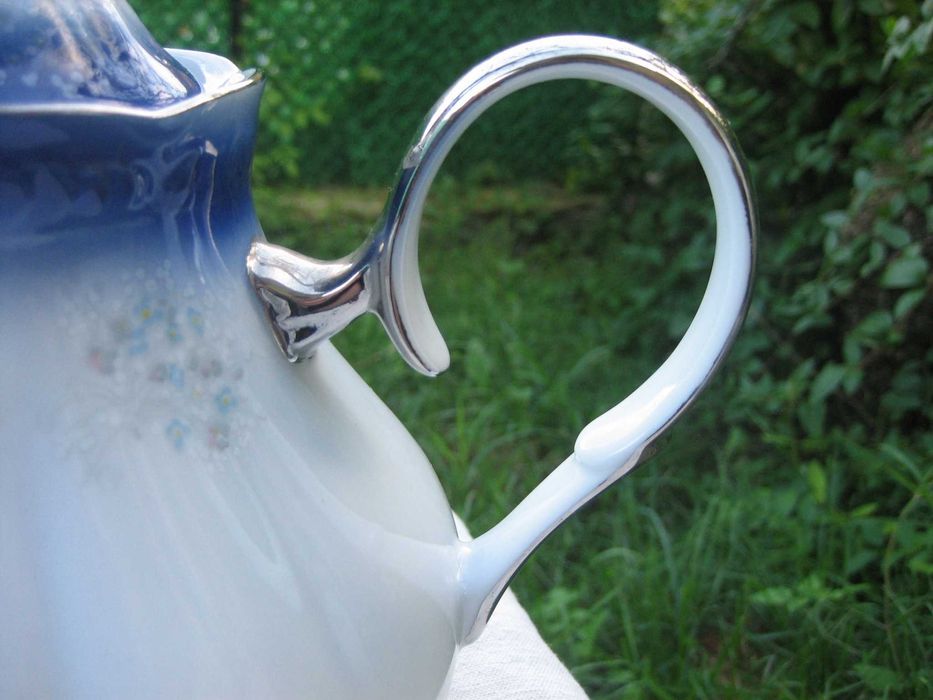 Великолепен румънски сервиз за чай