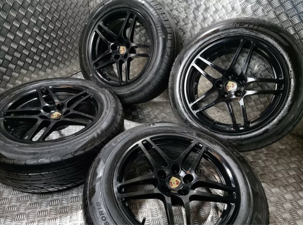 Jante Porsche Macan 18" + Cauciucuri Pirelli Scorpion