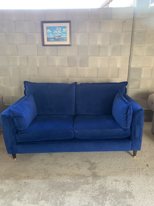 Двуместен диван !!!