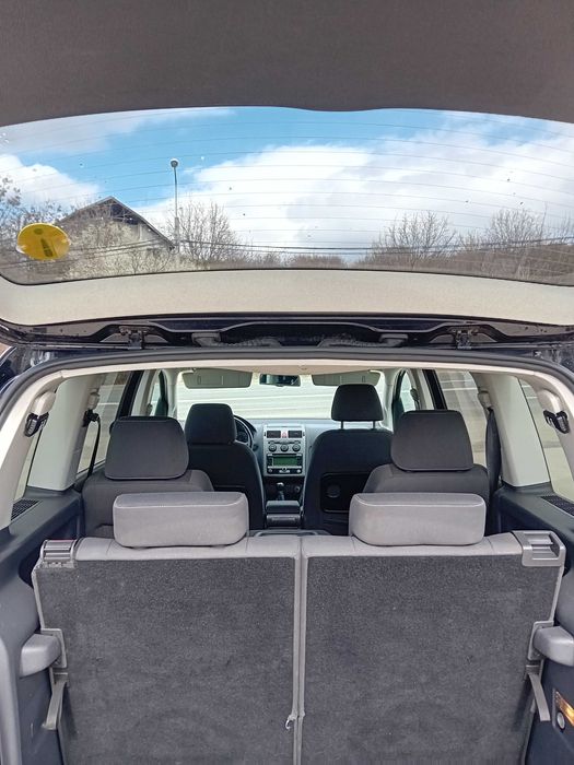 Vand touran 1.9. 7 locuri model united cel mai fiabil motor‼️