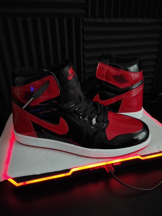 Air Jordan 1 Retro High OG Patent Bred