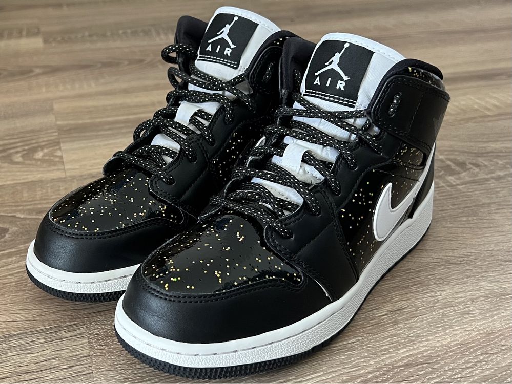 Air Jordan 1 mid Black Speckle