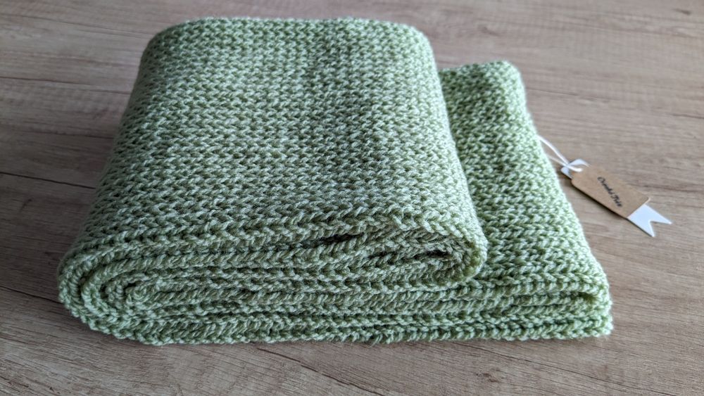 NOU- Fular lung crosetat din fir acrilic