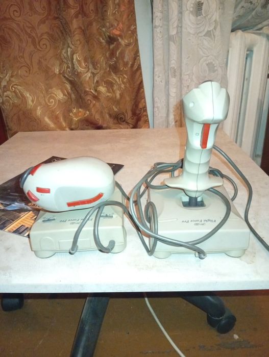 Продам Геймпад для PS1