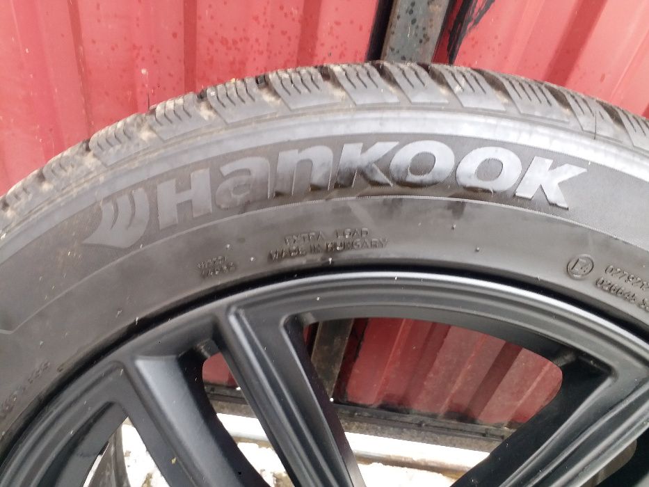 Set 4 Anvelope Hankook Winter ICept Evo2 SUV 235 55 R19