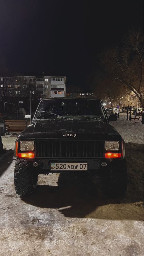 Продам JEEP Cherokee XJ