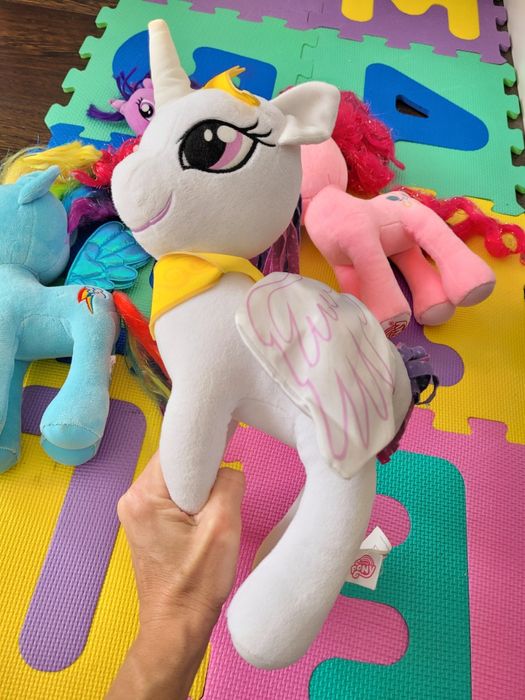 Plusuri Pony pt fetite